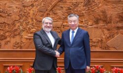 چین: آماده ارتقای روابط با ایران هستیم
