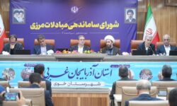 استاندار آذربایجان غربی: موانع فعالیت بازارچه رازی برطرف شود