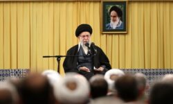 رهبر انقلاب: علت اصلی ایران‌هراسی حمایت جمهوری اسلامی از فلسطین است/ زلزله سوریه و ترکیه مربوط به همه مسلمین است