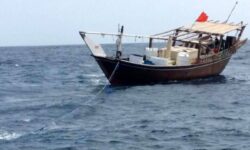 امدادرسانی به خدمه شناور صیادی در آب‌های بوشهر
