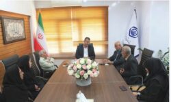دیدار نوروزی رئیس کانون بازنشستگان کارگری استان و اعضای هیئت مدیره با سرپرست اداره کل تامین اجتماعی استان بوشهر