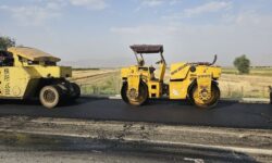 اصلاح آسفالت ۱۳۸ کیلومتر از محورهای شریانی استان بوشهر