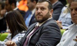 واکنش نتانیاهو به ایده بمباران اتمی غزه