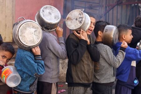 وقت شکست حصر غزه با ایجاد کریدور حمل و نقل هوایی رسیده است