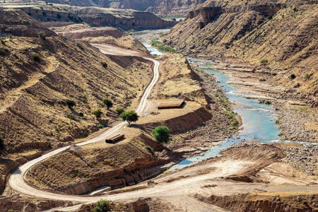 پاسخ دولت به مطالبه دیرینه مردم دشتستان/ عملیات اجرایی سد دهرود آغاز شد