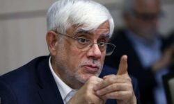 انتقاد صریح عارف از وضعیت فیلترینگ؛ بخش امنیتی هم راضی نیست و تعجب می‌کنم که اعتراض نمی‌کنند/ تامین‌کنندگان VPN جایگزین نهادهای امنیتی می‌شوند