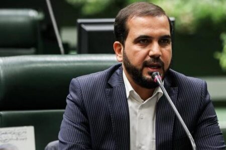 آمریکا هیچ علاقه ای به برادری با ایران ندارد