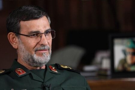 واکنش فرمانده عالیرتبه سپاه به تحقیر زلنسکی توسط ترامپ