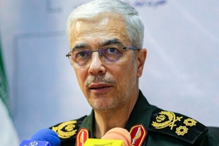 خبر مهم سرلشکر باقری درباره نامه ترامپ و یک مجوز رهبر انقلاب درباره مذاکره با آمریکا