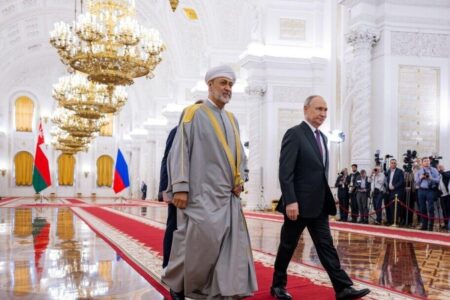 پوتین پیشنهاد آمریکا درباره ایران را نپذیرفت + جزئیات | میانجیگری مستقیم سلطان عمان هم جواب نداد| مسئله‌ای که می‌تواند به برگ برنده تهران تبدیل شود