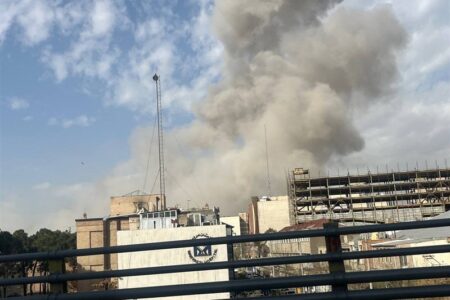 تجاوز هوایی آمریکا و اسرائیل به ایران/ حملات سنگین موشکی سپاه