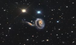 نمایش خیرهکنندهای از ادغام دو کهکشان