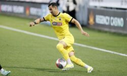 صدرنشینی موقت آ.ا.ک در حضور حاج صفی