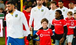 بازگشت وسترلو مقابل کورتریک / پیروزی آاک در بازی ۶ امتیازی!