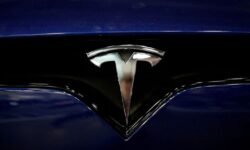 تسلا از چشم انگلیسی‌ها افتاد