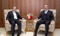 دیدار وزیران خارجه ایران و ترکیه در جده