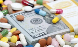 پیش‌بینی ۴۷۰ مولکول دارو برای ایجاد ذخیره استراتژیک/ لزوم تعجیل بانک مرکزی در تخصیص ارز