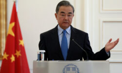 پکن: روسیه و آمریکا اولین گام را برای عادی‌سازی روابط برداشته‌اند 