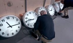 کدام کشورهای جهان ساعت خود را تغییر می‌دهند؟