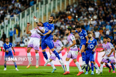 جدال دو تیم بحران‌زده در دیداری معوقه؛ استقلال – هوادار