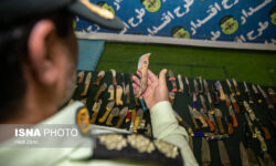 به زور قمه و قداره