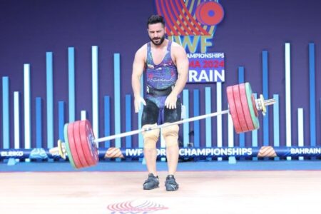 علت غیبت قهرمان جهان در اردوی تیم ملی وزنه‌برداری