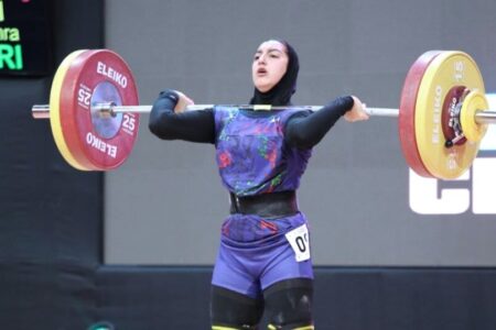 ویدیو/ مدال‌آوری دختر وزنه‌بردار ایران در قهرمانی نوجوانان جهان