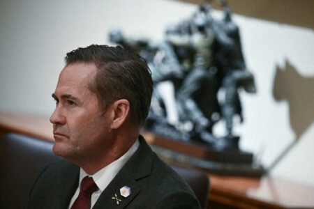 ماجرای سقوط والتز؛ از سیگنال‌گیت تا همدستی با نتانیاهو علیه ایران