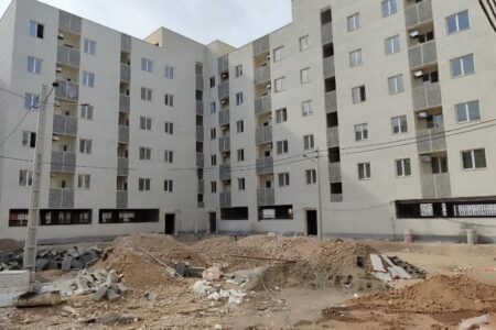 مسکن ملی در مرکز لرستان رها شده است