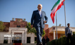 توصیه ظریف به ایران و همسایگان