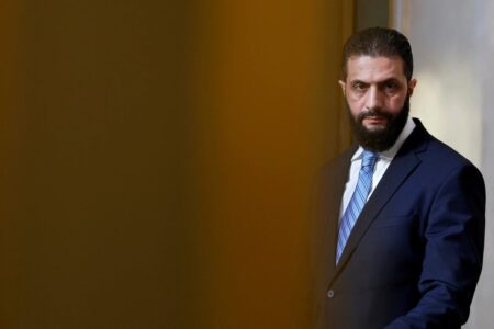 الجولانی: ما و اسرائیل دشمنان مشترک داریم/ مهره کسی نیستم!