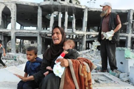 فرانسه در تدارک ارسال ۱۴ تُن قطعه مسلسل به رژیم صهیونیستی