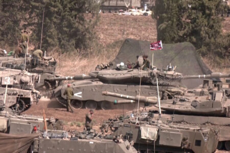 رسانه عبری: اسرائیل در حال بررسی تشدید حملات علیه لبنان است