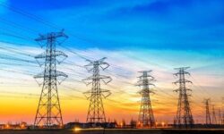 اوج تقاضای مصرف برق به ۴۹ هزار و ۳۷۶ مگاوات رسید