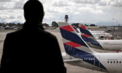 پایان مهلت شرکتهای هواپیمایی؛ ونزوئلا تهدید خود را عملی کرد