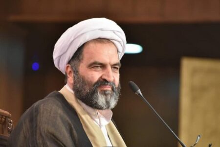 سروش محلاتی:  فقر مردم از قدرت گرفتن کسانی است که همه چیز را برای خود می‌خواهند