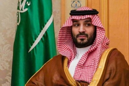 بن‌سلمان: اجازه نمی‌دهیم از خاک یا حریم هوایی عربستان علیه ایران استفاده شود 