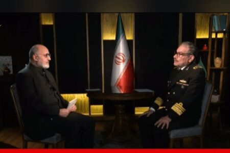 شمخانی: دلیلی ندارد اورانیوم از ایران خارج شود/ آمریکا حمله کند، حتما اسرائیل را می‌زنیم