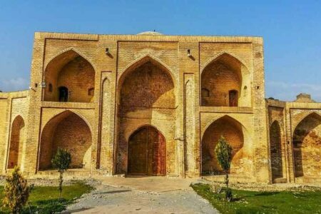بن‌بست کاروانسرای شاه عباسی ماهیدشت! 