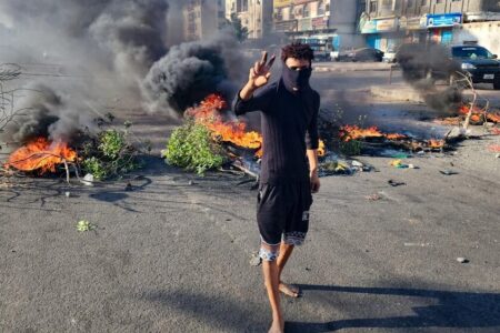 اعتراضات در عدن و حضرموت؛ امارات و عربستان بار دیگر در مقابل یکدیگر