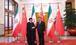 رئیسی و رئیس‌جمهور چین دیدار کردند/اعلام آمادگی ایران برای اجرایی شدن طرح “کمربند-راه”/ شی‌جین‌پینگ: چین معتقد به توسعه روابط با تهران است