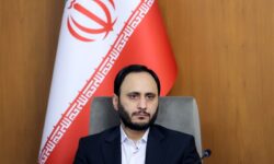 گزارش بهادریجهرمی از اقدامات دولت در سال ۱۴۰۱| پیشنهاد دولت برای افزایش حقوقها، روش پلکانی بود