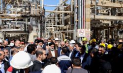فاز ۲ پالایشگاه آبادان توسط رئیسجمهور افتتاح شد