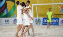 فوتبال ساحلی قهرمانی آسیا| تیم ملی ایران با جشنواره گل مقابل ژاپن قهرمان شد/ عیدی شاگردان نادری به مردم ایران + تصاویر