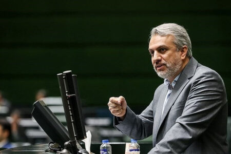 هیچ امضایی از استیضاح وزیر صمت پس گرفته نشده است/ آئین‌نامه اجازه پس‌گرفتن امضا را نمی‌دهد