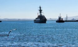 ناوگروه ۸۶ نیروی دریایی ارتش ایران در آفریقای جنوبی پهلو گرفت