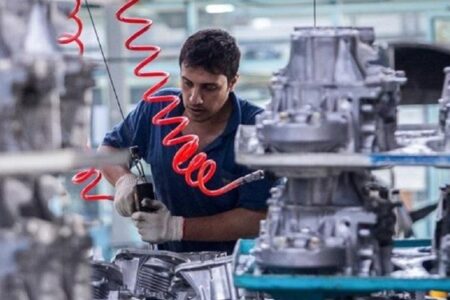 ۵۵ طرح صنعتی نیمه تمام در استان بوشهر راه اندازی می‌شود