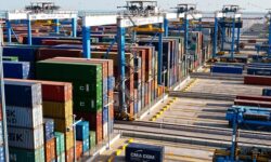 استان بوشهر مقام پنجم تجارت ایران را دارد