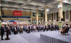 این مجلس انقلابی است و بعد از سه سال همین را تکرار میکنم