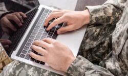 نخبهها با چه سازوکاری از سربازی معاف میشوند؟